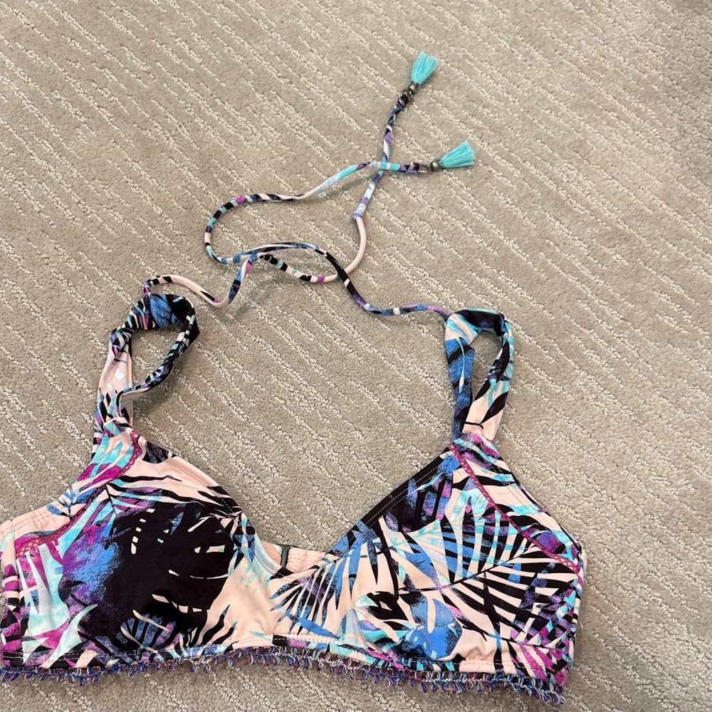 Altar'd State Tropical Print Bikini Top - Multicolor